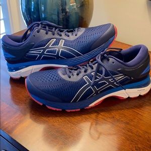 Men’s ASICS Gel-Kayano 25 running shoe size 11.5